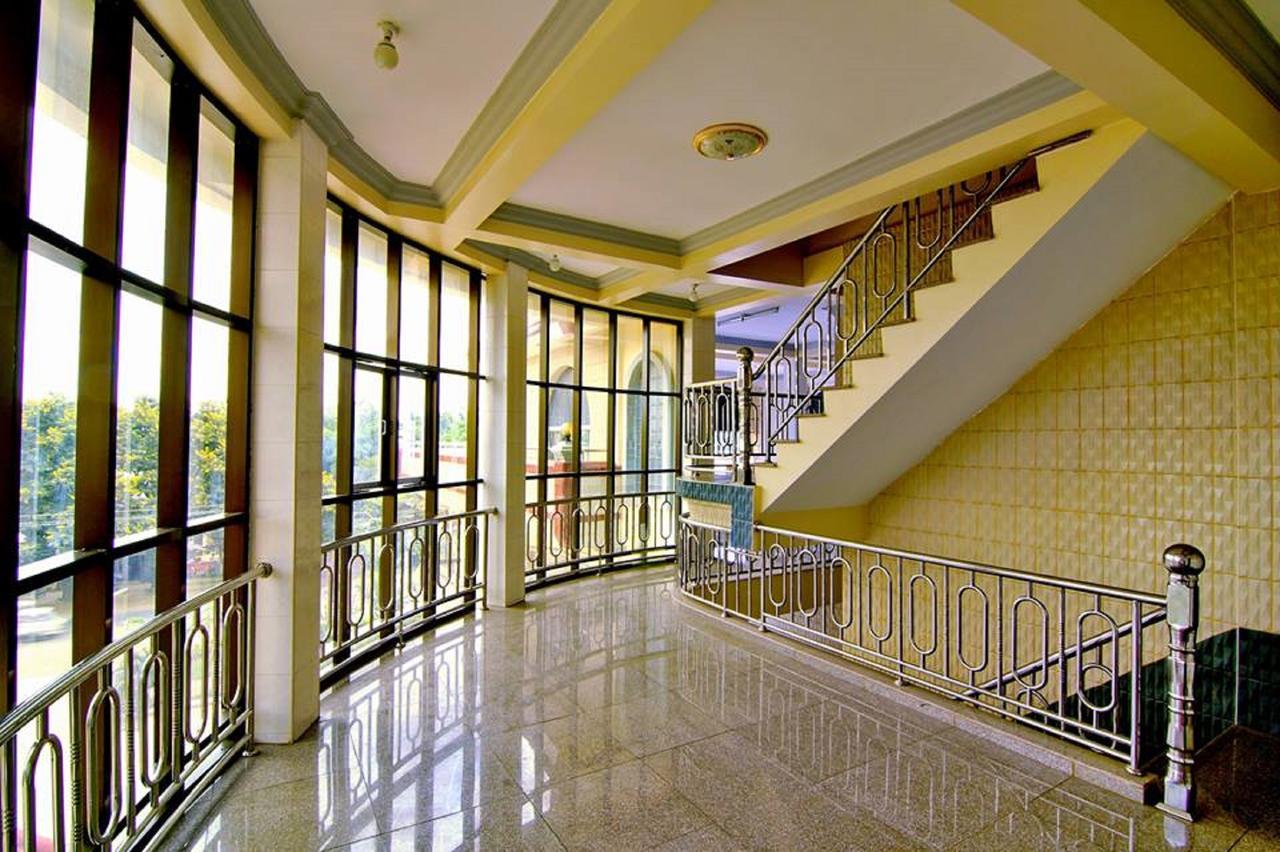 Hotel Smile Pyin Oo Lwin Dış mekan fotoğraf