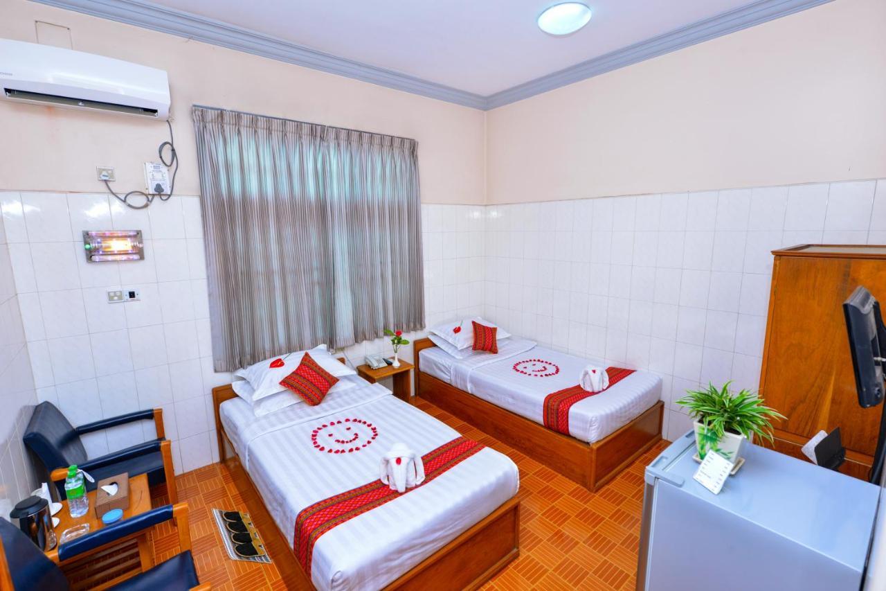 Hotel Smile Pyin Oo Lwin Dış mekan fotoğraf
